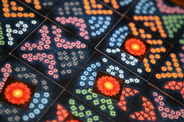 Lanterns tiles